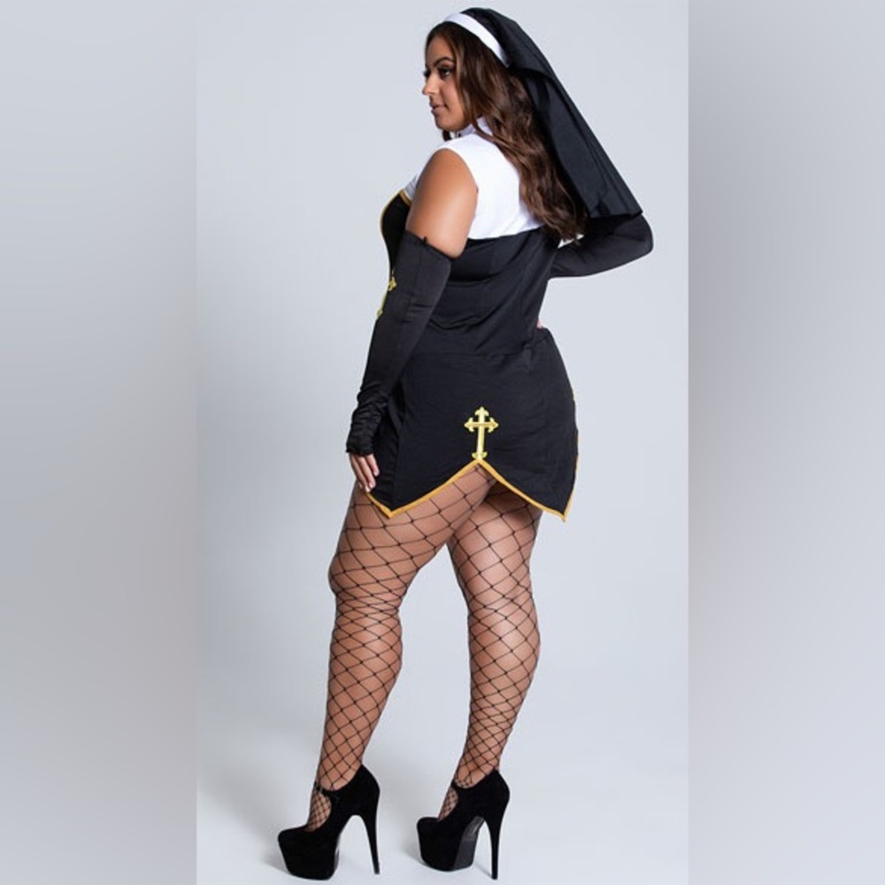 NEW Music Legs Bad Habit Nun Plus Size Halloween Costume Size 3X/4X - Picture 3 of 6
